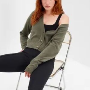 CashSoft Cropped Cardigan in Olive Heather